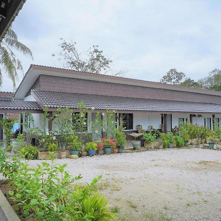 Capital O 90168 Serambi Pelangi Chalet Changlun Eksteriør bilde